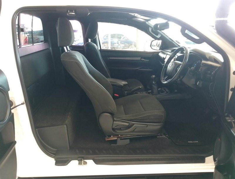 Toyota Hilux - Vaal Toyota Vereeniging - Image 8