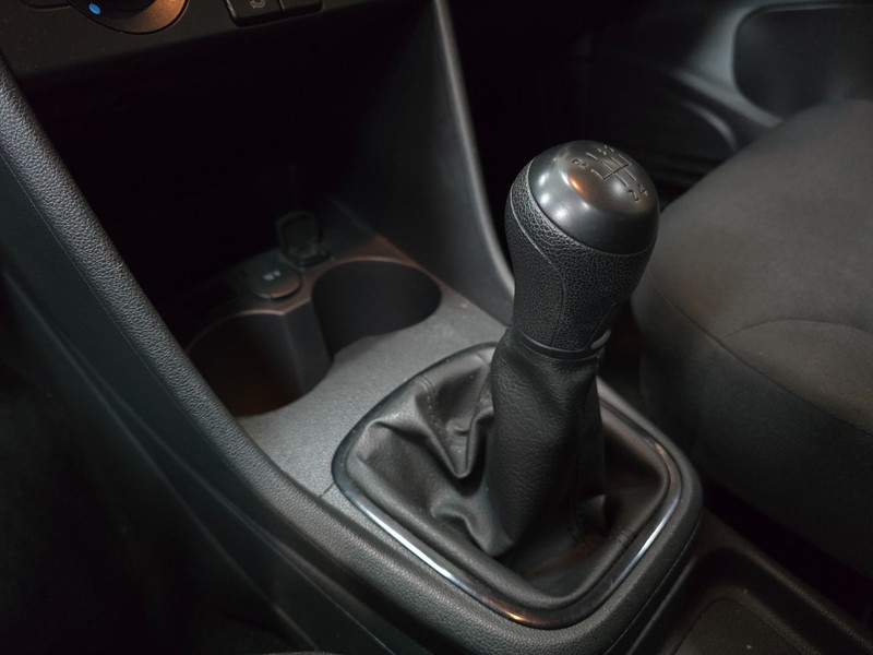 Volkswagen Polo Vivo - Hatfield VW Northcliff - Image 10