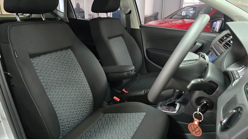 Volkswagen Polo Vivo - Hatfield VW Northcliff - Image 8