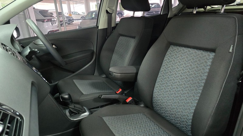 Volkswagen Polo Vivo - Hatfield VW Northcliff - Image 10