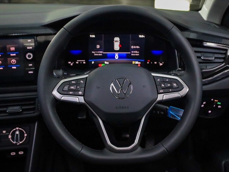 Volkswagen Polo - Hatfield VW Bryanston - Image 11