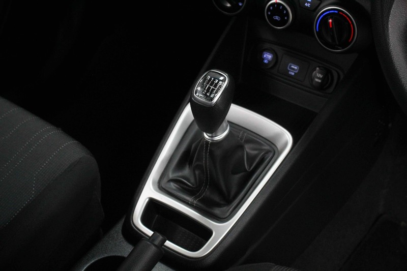 Hyundai Venue - Jetour Cape Gate - Image 9