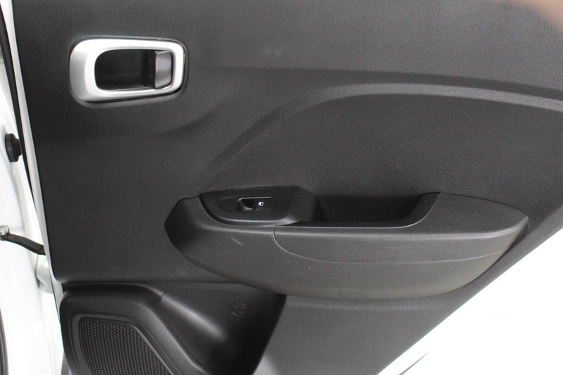Hyundai Venue - Jetour Cape Gate - Image 25