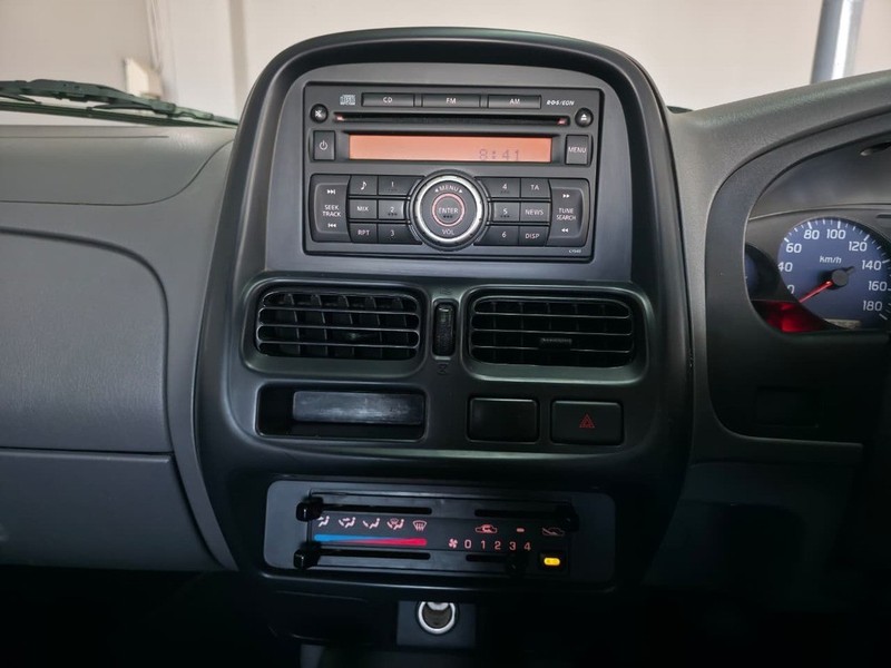 Nissan NP300 Hardbody - Auto Investments Rustenburg - Image 15