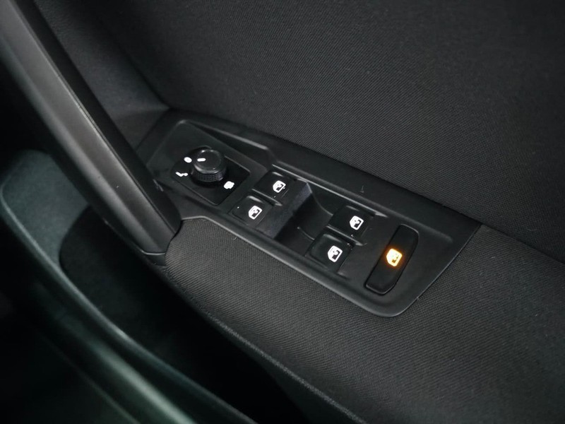 Volkswagen Tiguan - Auto Investments Rustenburg - Image 18