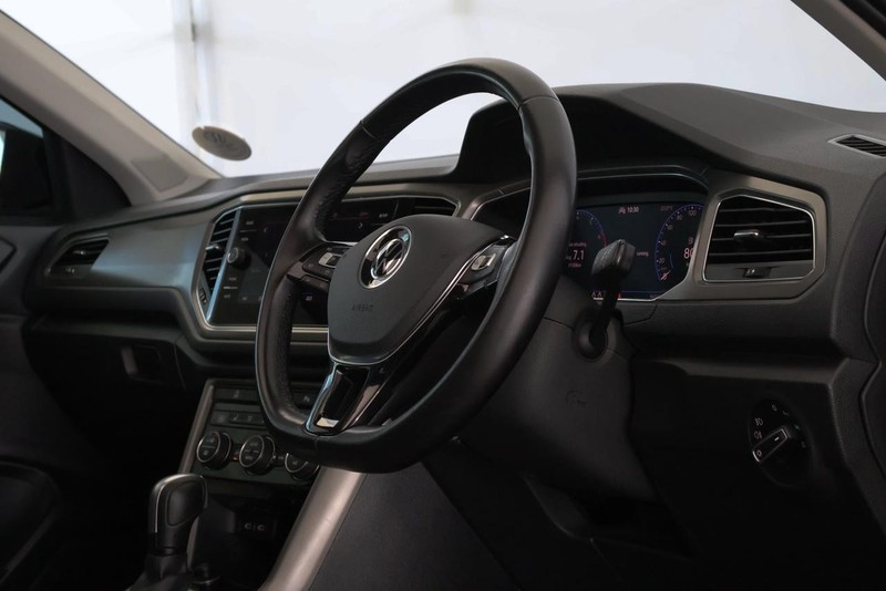Volkswagen T-Roc - Audi Centre Hatfield - Image 15
