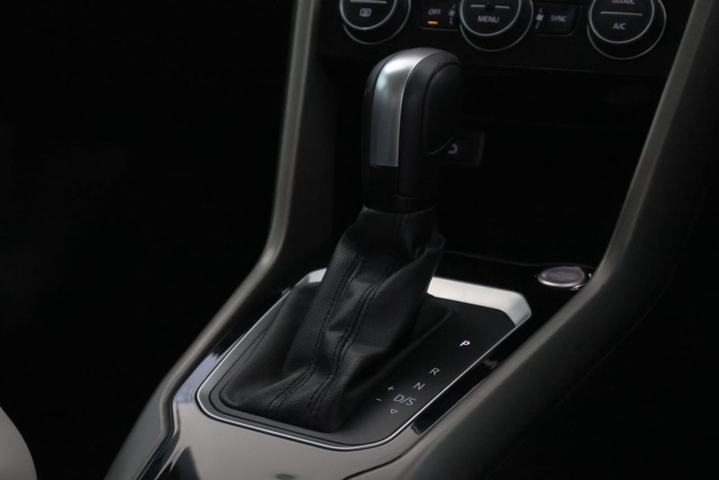 Volkswagen T-Roc - Audi Centre Hatfield - Image 27
