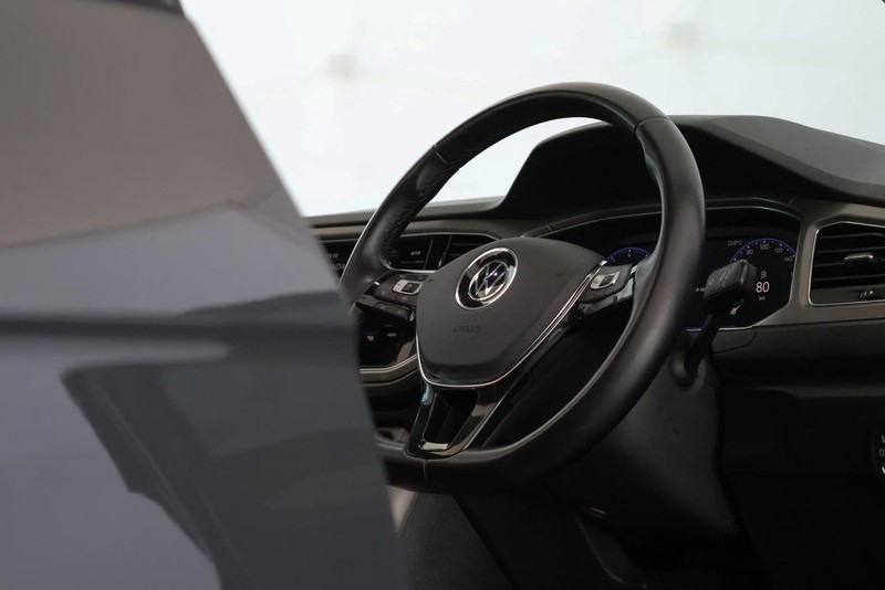 Volkswagen T-Roc - Audi Centre Hatfield - Image 21