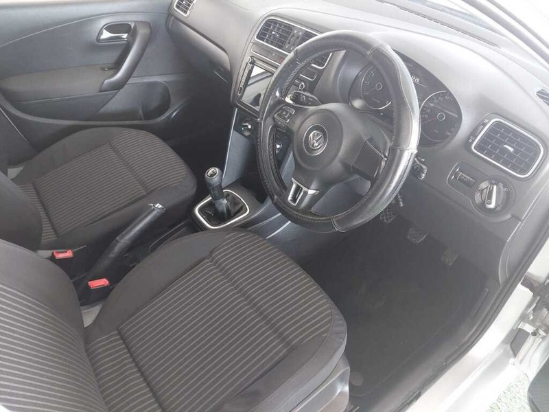 Volkswagen polo sedan - Stiaan Autos (Pty) Ltd - Image 7