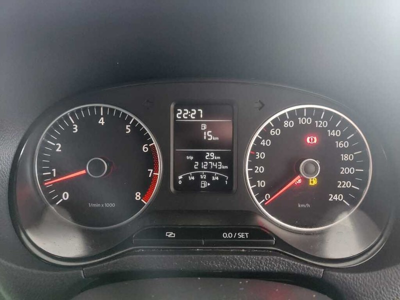 Volkswagen polo sedan - Stiaan Autos (Pty) Ltd - Image 13