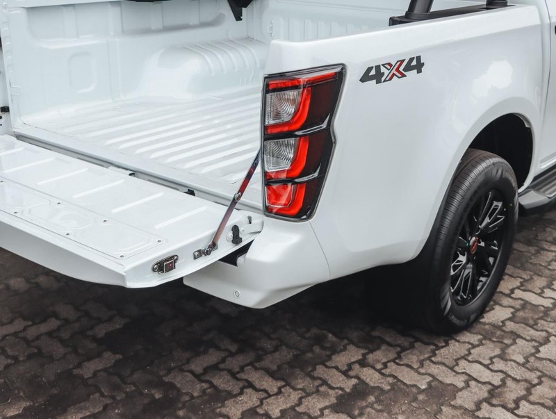 Isuzu D-Max - Isuzu Richards Bay - Image 18