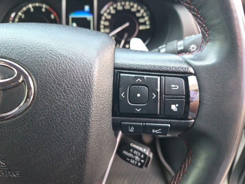 Toyota Fortuner - Nic Bottari Toyota - Image 8