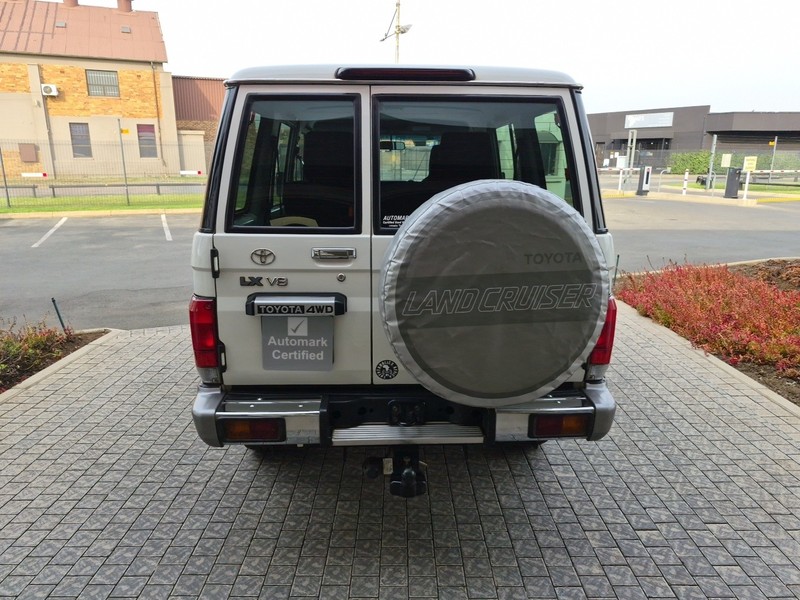 Toyota Land Cruiser - Nic Bottari Toyota - Image 4