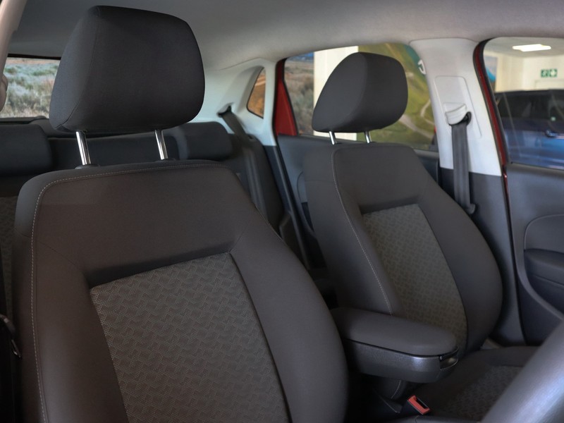 Volkswagen Polo Vivo - Hatfield VW Rivonia - Image 25