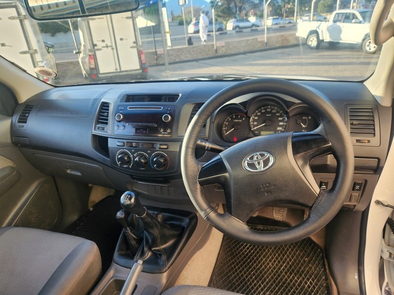 Toyota Hilux - WHEELSPOT - Image 3