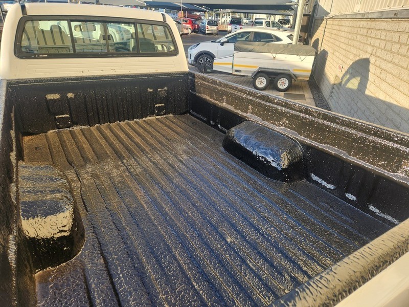 Toyota Hilux - WHEELSPOT - Image 5