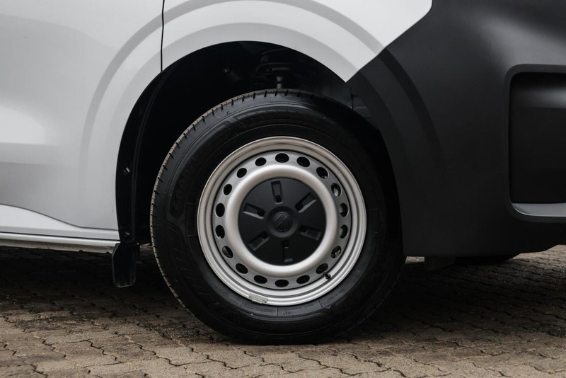Volkswagen Transporter - Hatfield VW Commercial - Image 2