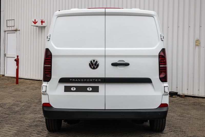 Volkswagen Transporter - Hatfield VW Commercial - Image 16