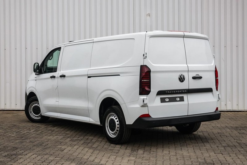 Volkswagen Transporter - Hatfield VW Commercial - Image 12