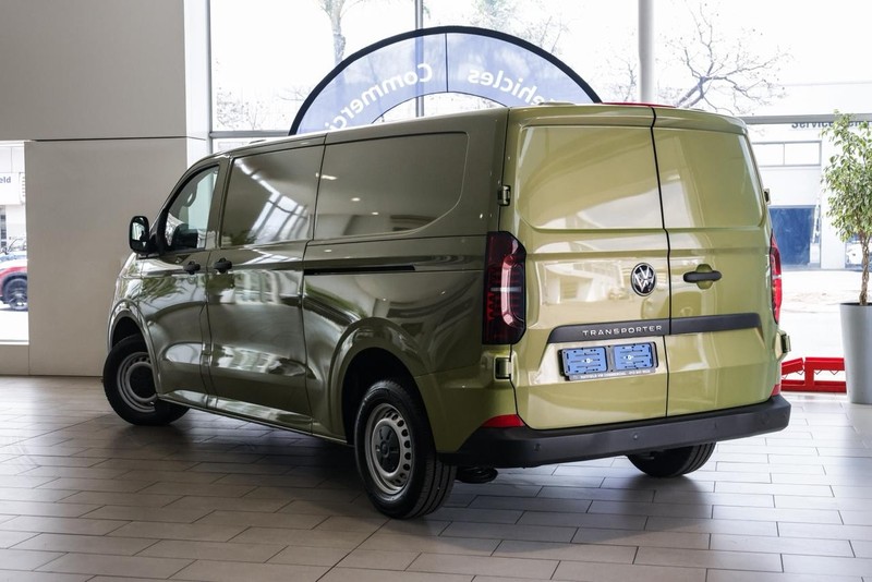 Volkswagen Transporter - Hatfield VW Commercial - Image 5