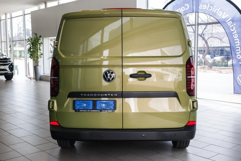Volkswagen Transporter - Hatfield VW Commercial - Image 10