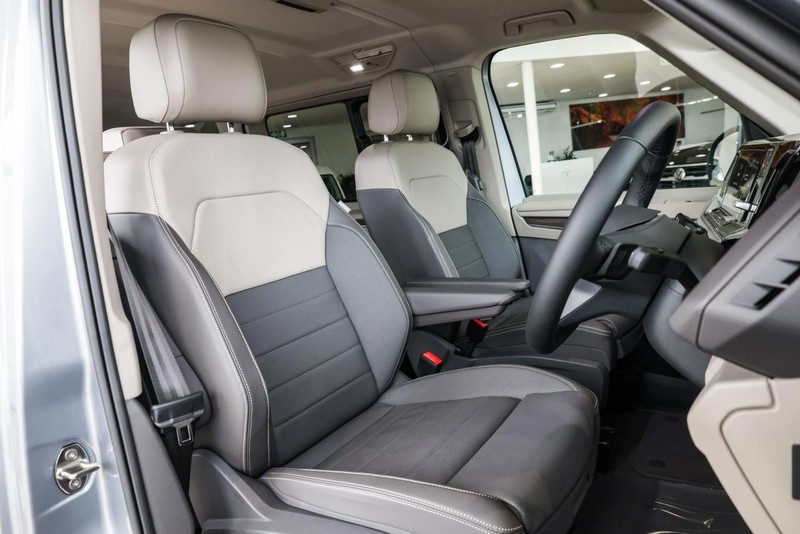 Volkswagen Caravelle - Hatfield VW Commercial - Image 10