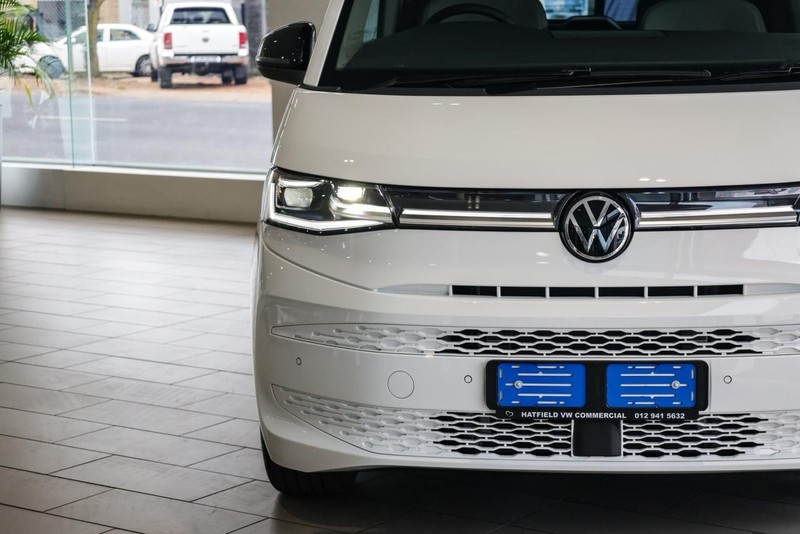 Volkswagen Caravelle - Hatfield VW Commercial - Image 8