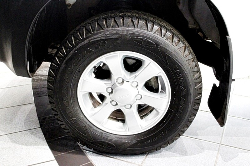 Isuzu D-Max - LisaCars - Image 11