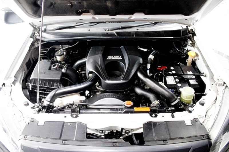 Isuzu D-Max - LisaCars - Image 12