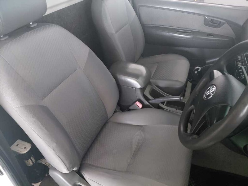 Toyota Hilux - Stiaan Autos (Pty) Ltd - Image 8