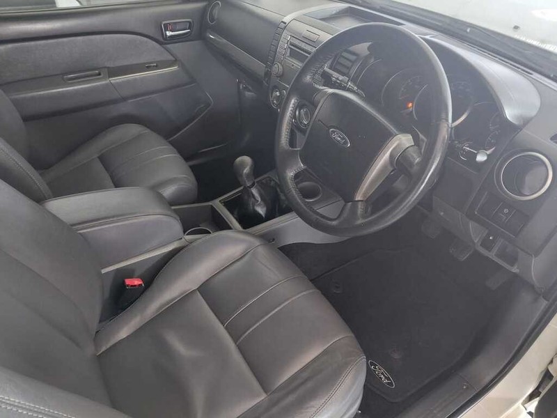Ford Everest - Stiaan Autos (Pty) Ltd - Image 7