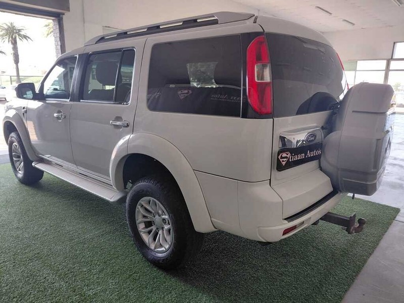 Ford Everest - Stiaan Autos (Pty) Ltd - Image 5