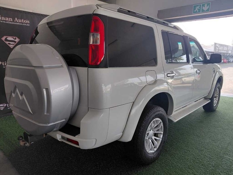 Ford Everest - Stiaan Autos (Pty) Ltd - Image 6