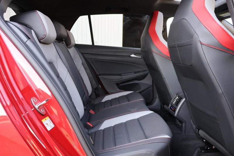 Volkswagen Golf - Hatfield VW Pretoria - Image 17