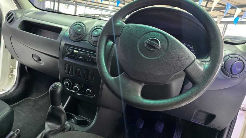 Nissan NP200 - G.I.G Motors - Image 15