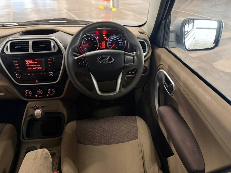 Mahindra TUV300 - Bakwena Auto Sales - Image 15