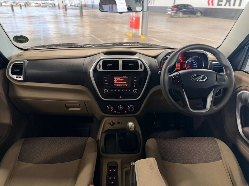 Mahindra TUV300 - Bakwena Auto Sales - Image 14