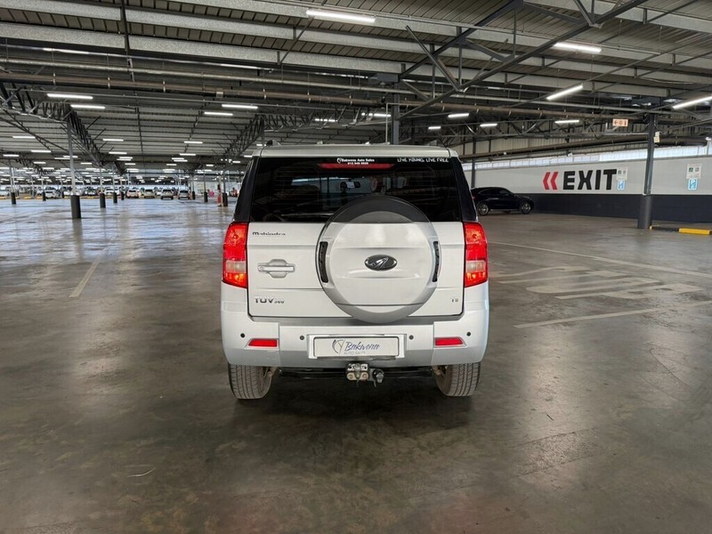 Mahindra TUV300 - Bakwena Auto Sales - Image 6