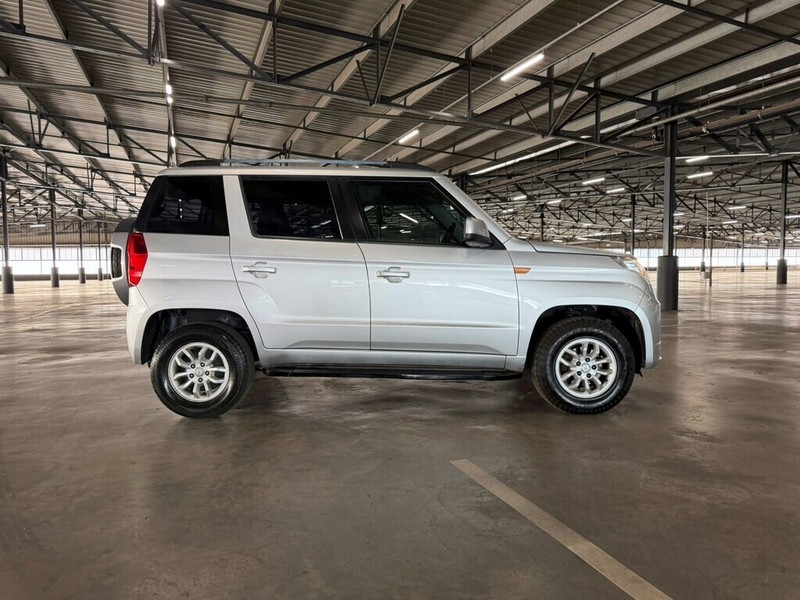 Mahindra TUV300 - Bakwena Auto Sales - Image 11