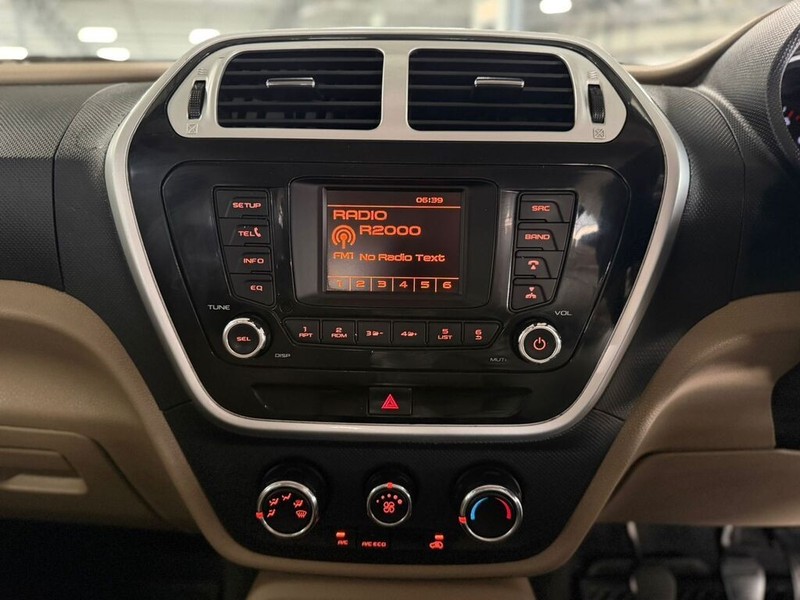 Mahindra TUV300 - Bakwena Auto Sales - Image 16