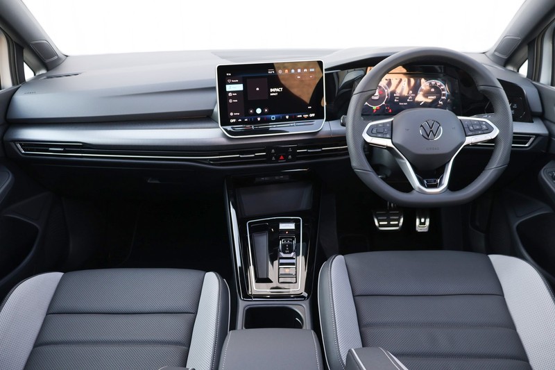 Volkswagen Golf - Hatfield VW Pretoria - Image 19
