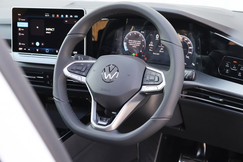 Volkswagen Golf - Hatfield VW Pretoria - Image 25