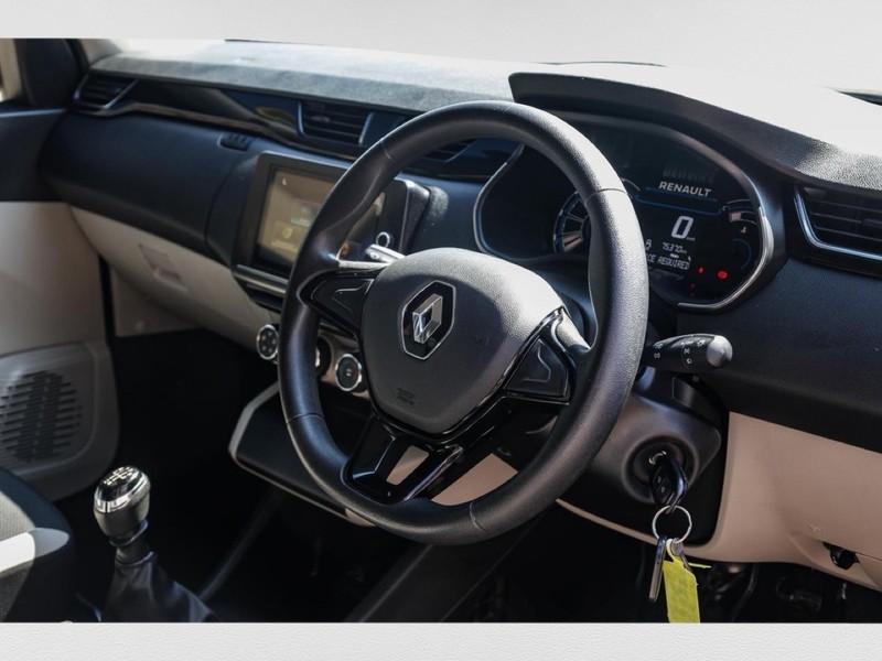 Renault Triber - Jetour Menlyn - Image 9