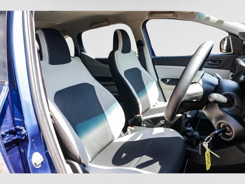 Renault Triber - Jetour Menlyn - Image 16