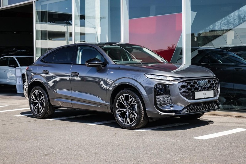 Audi Q3 - Audi Centre Hatfield - Image 1