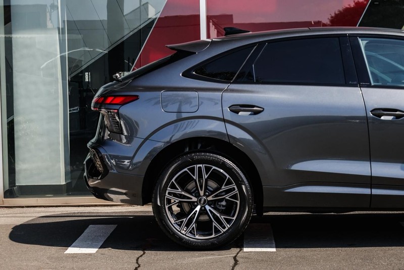 Audi Q3 - Audi Centre Hatfield - Image 7