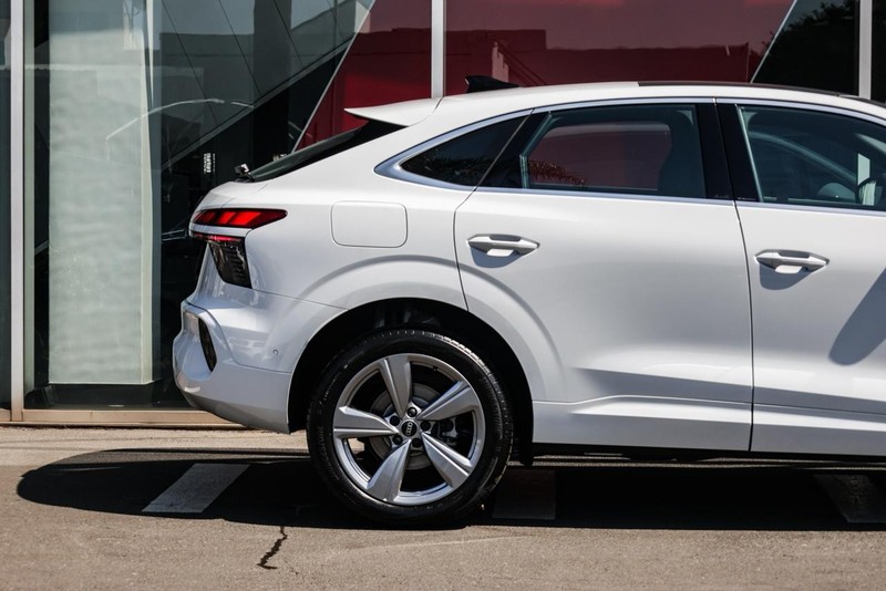 Audi Q3 - Audi Centre Hatfield - Image 7