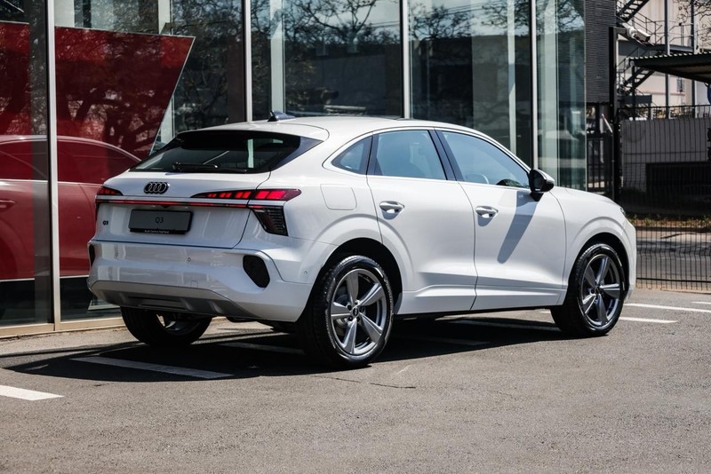 Audi Q3 - Audi Centre Hatfield - Image 6