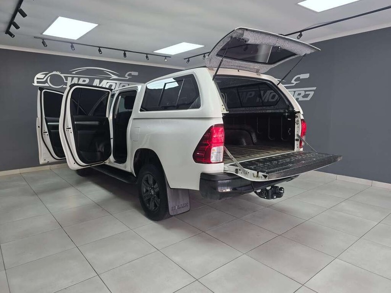 Toyota Hilux - WP Motors - Image 9