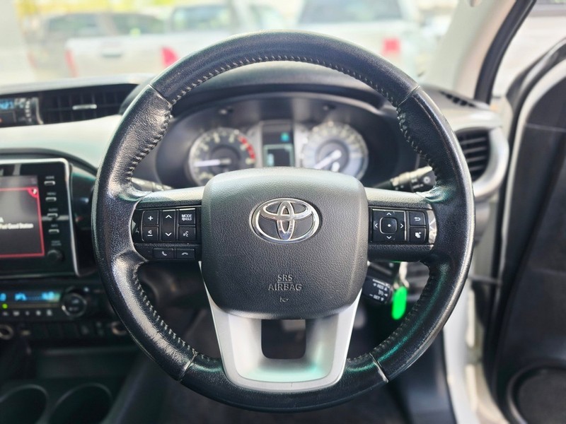 Toyota Hilux - Motortoria - Image 14